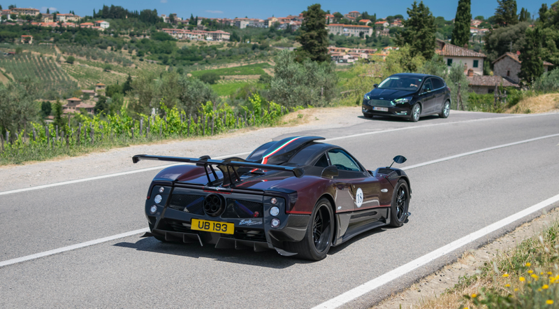 Illustration for article titled A Pagani Rally In Italy Puts All Other Car Meets To Shame